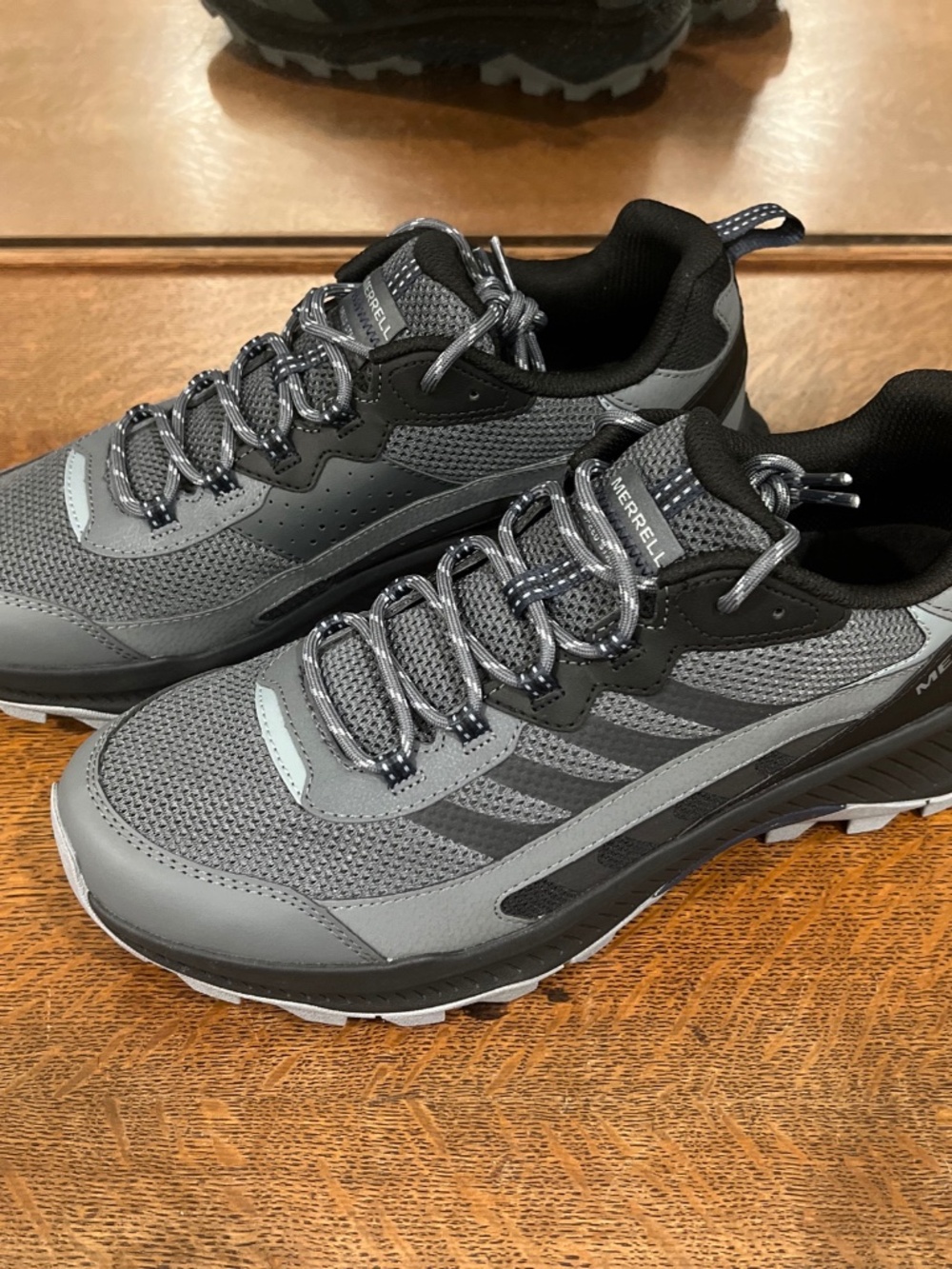 MERRELL Men's Speed Strike 2 Rock Hiking Shoes - MEDIUM - 11.5 - NEW